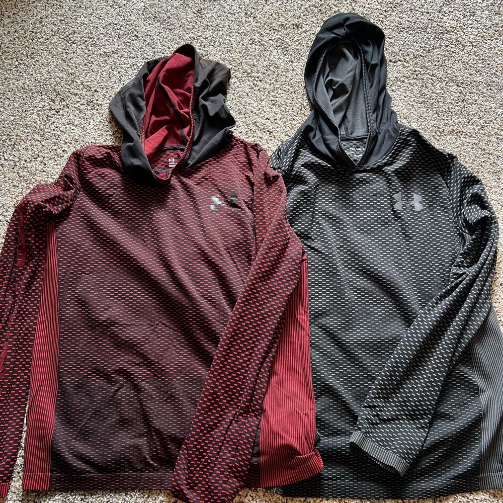 Set of 2, boys Under Armour long sleeve hoodies tees, Size Medium